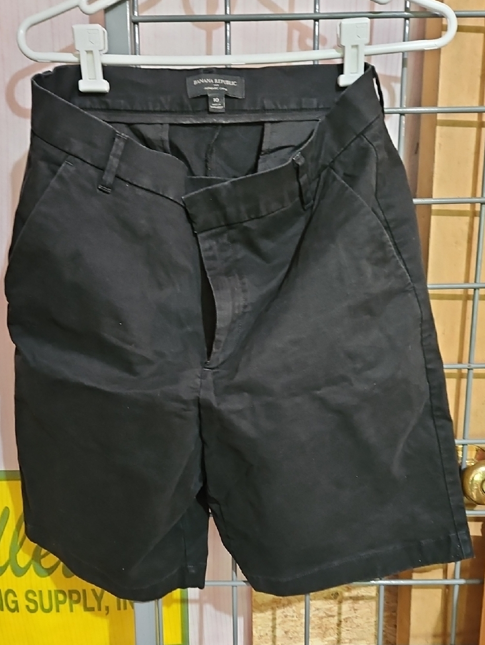 Banana Republic Black Women's Flat Front Shorts